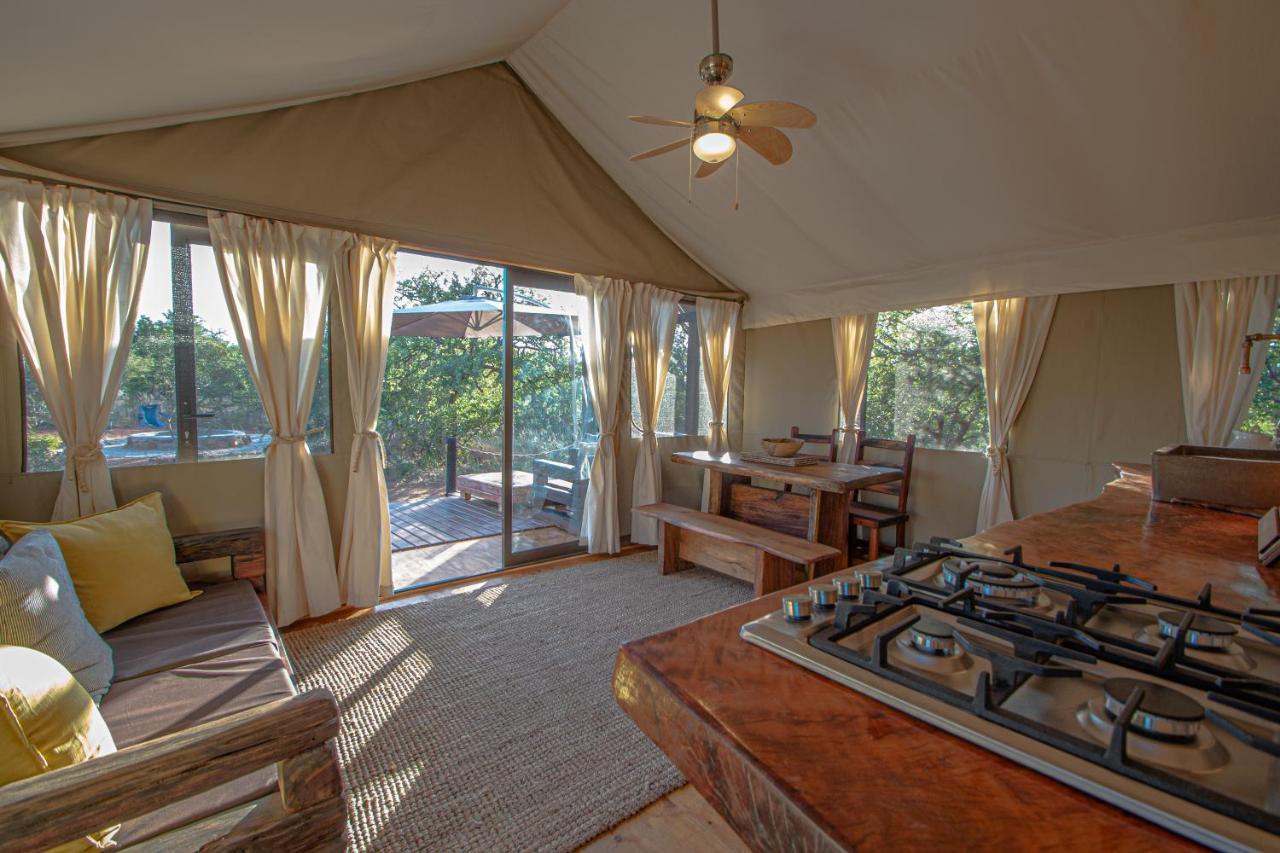 Mountain View Safari Lodge โฮดสปรูท ภายนอก รูปภาพ